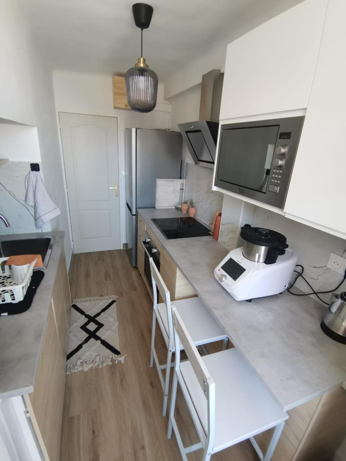 Massilia Calling Proche Metro Climatise Bien Decore Apartment